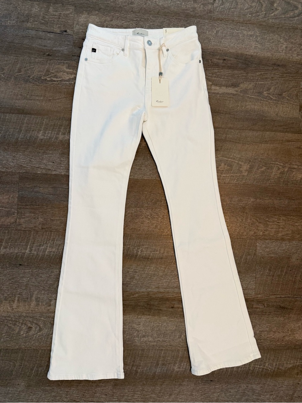 Kancan High Rise White Bootcut Jeans NWT Size 7/27 Stretch Denim